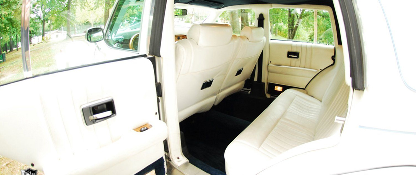 6 Passengers Excalibur Interior